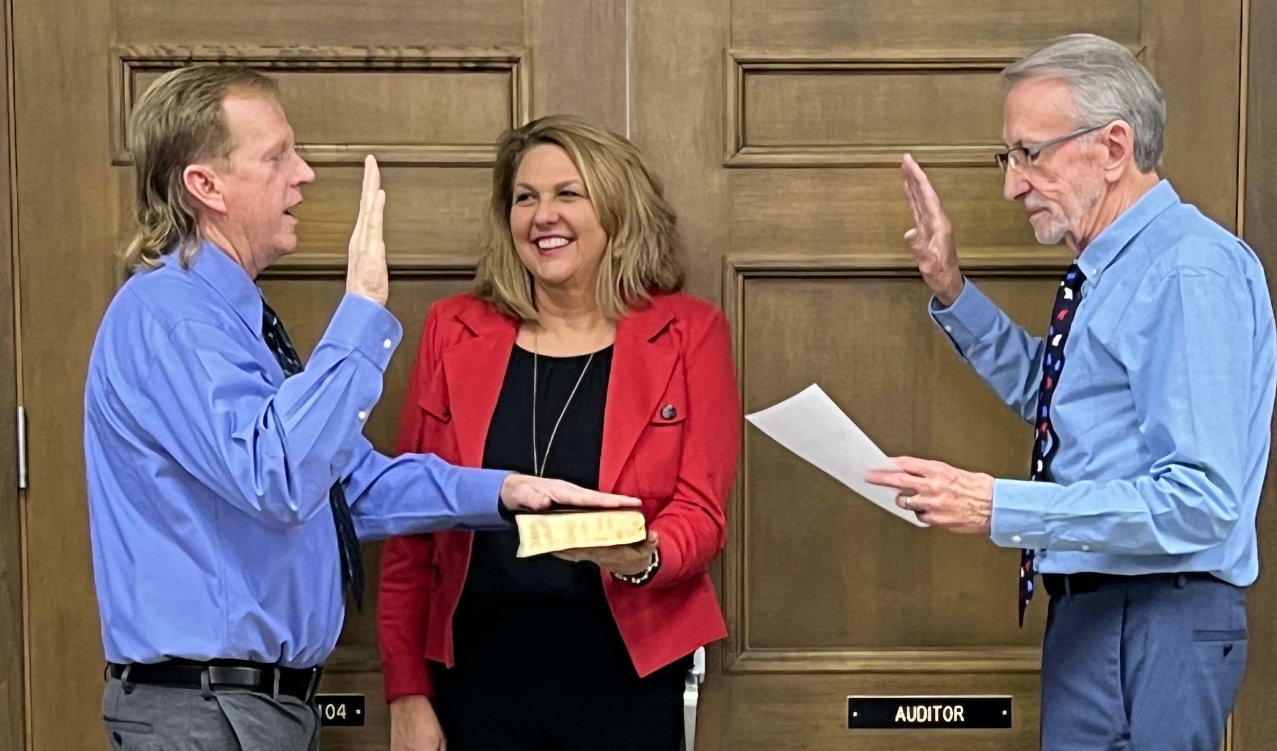 Jones sworn in as County Commissioner The Informer